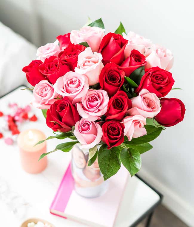 Two Dozen Red &amp; Pink Long Stem Roses with a Clear Glass Vase